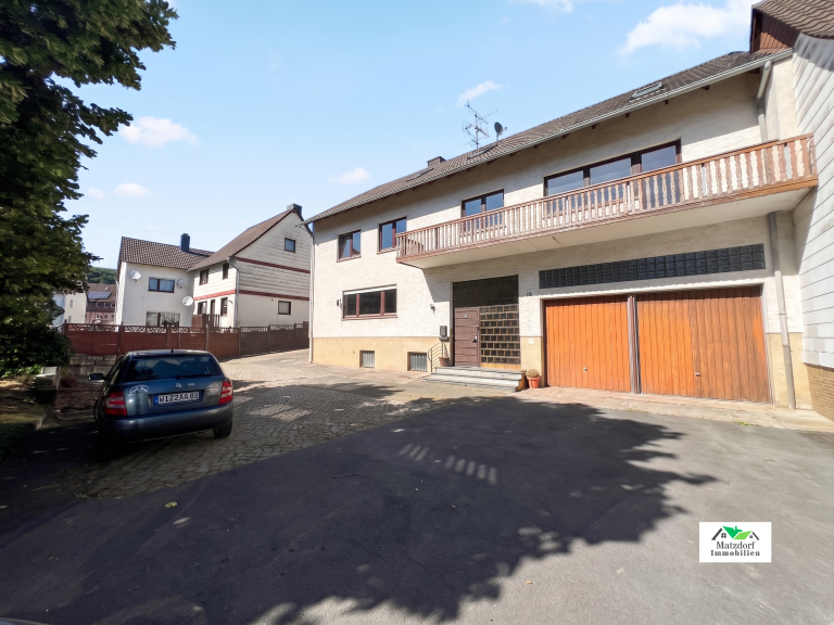 Vorplatz_Rommerode